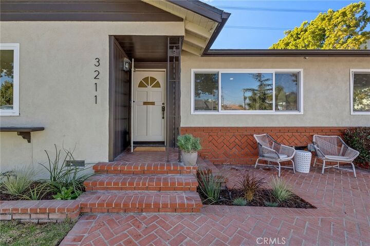 Property Photo: 3211 Gibson Place CA 90278