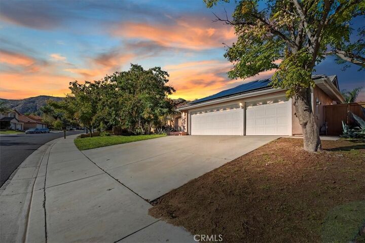 Property Photo: 10049 Cartagena CA 92557