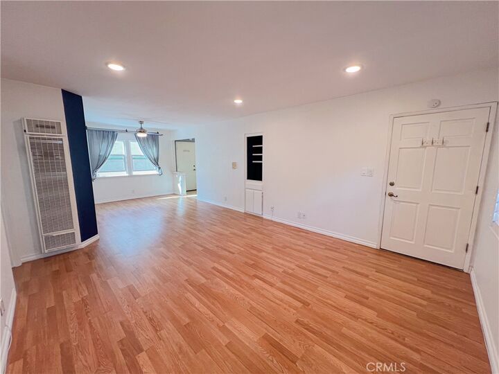 Property Photo:  5835 Bowcroft Street 2  CA 90016 