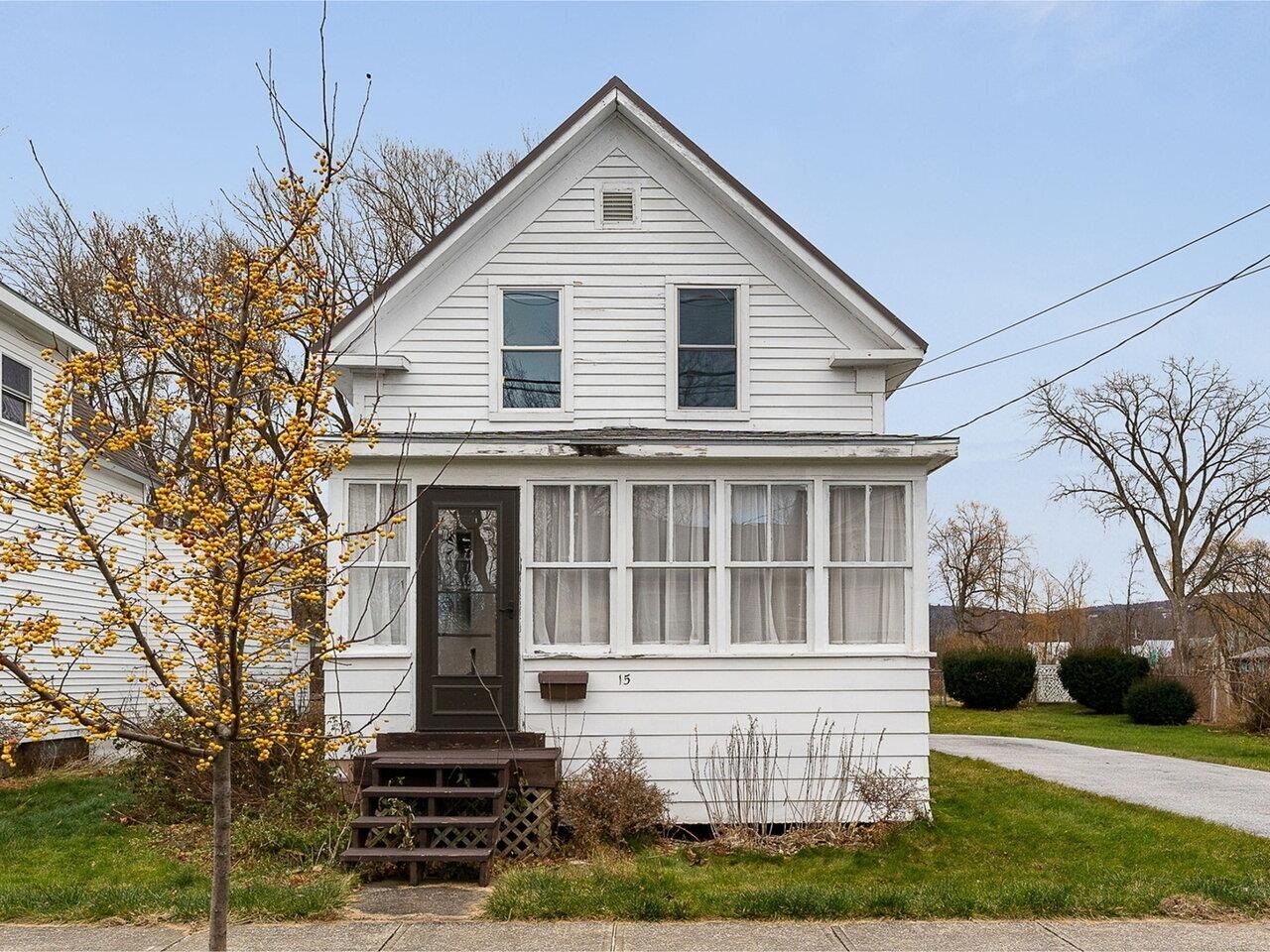 Property Photo: 15 Walnut Street VT 05478
