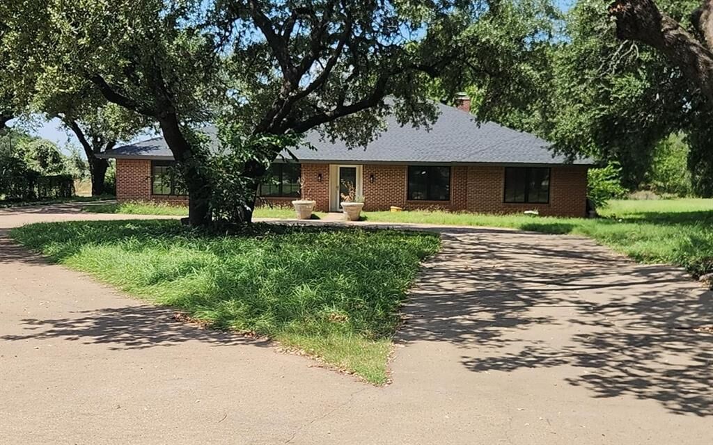 Property Photo:  4300 Old Granbury Road  TX 76049 