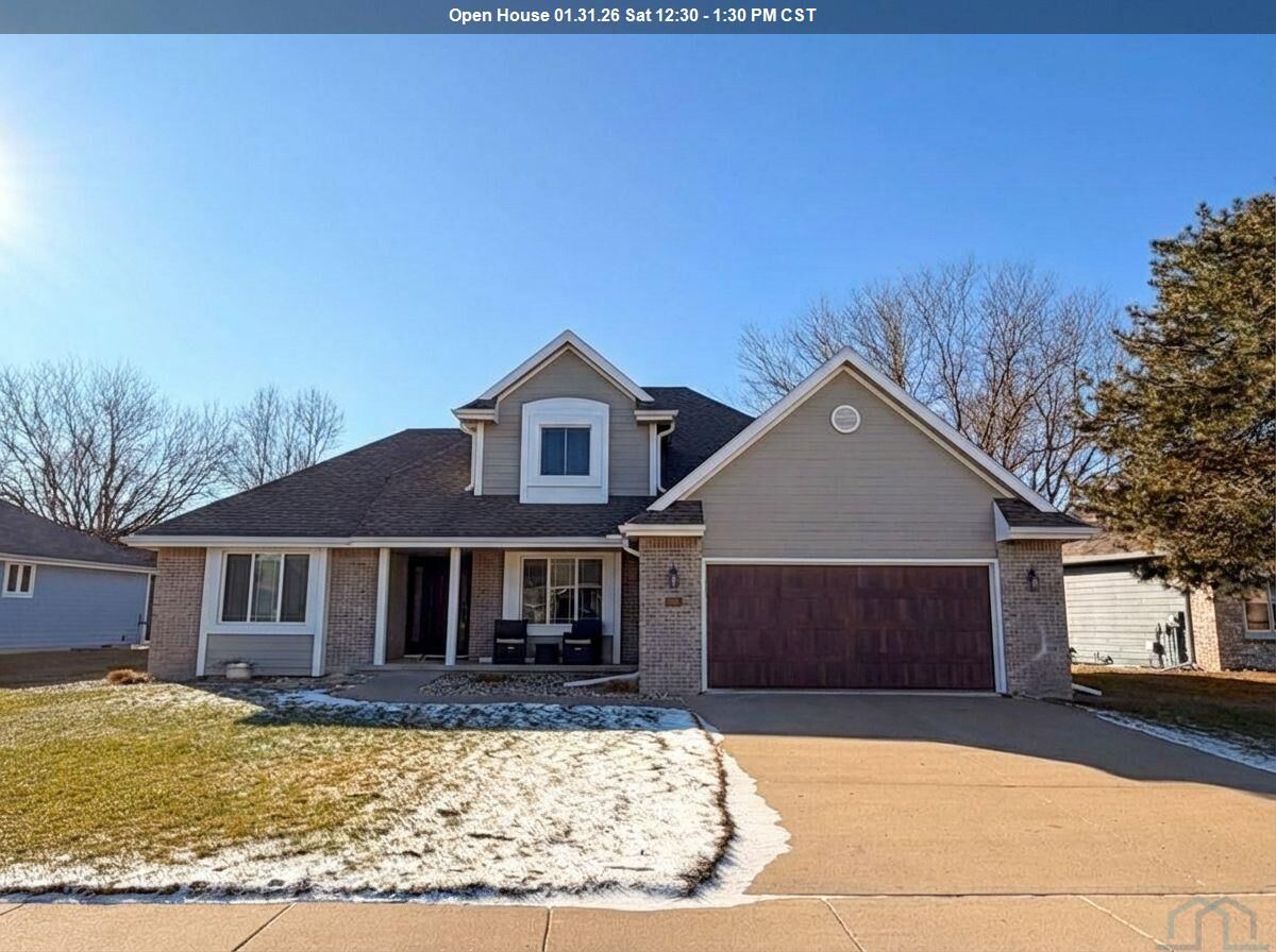 Property Photo: 186 Levee Trail SD 57049