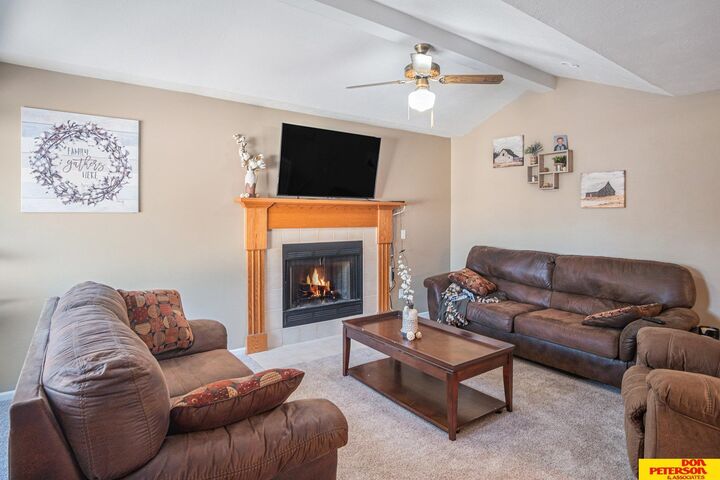 Property Photo:  2673 Seaton Avenue  NE 68025 