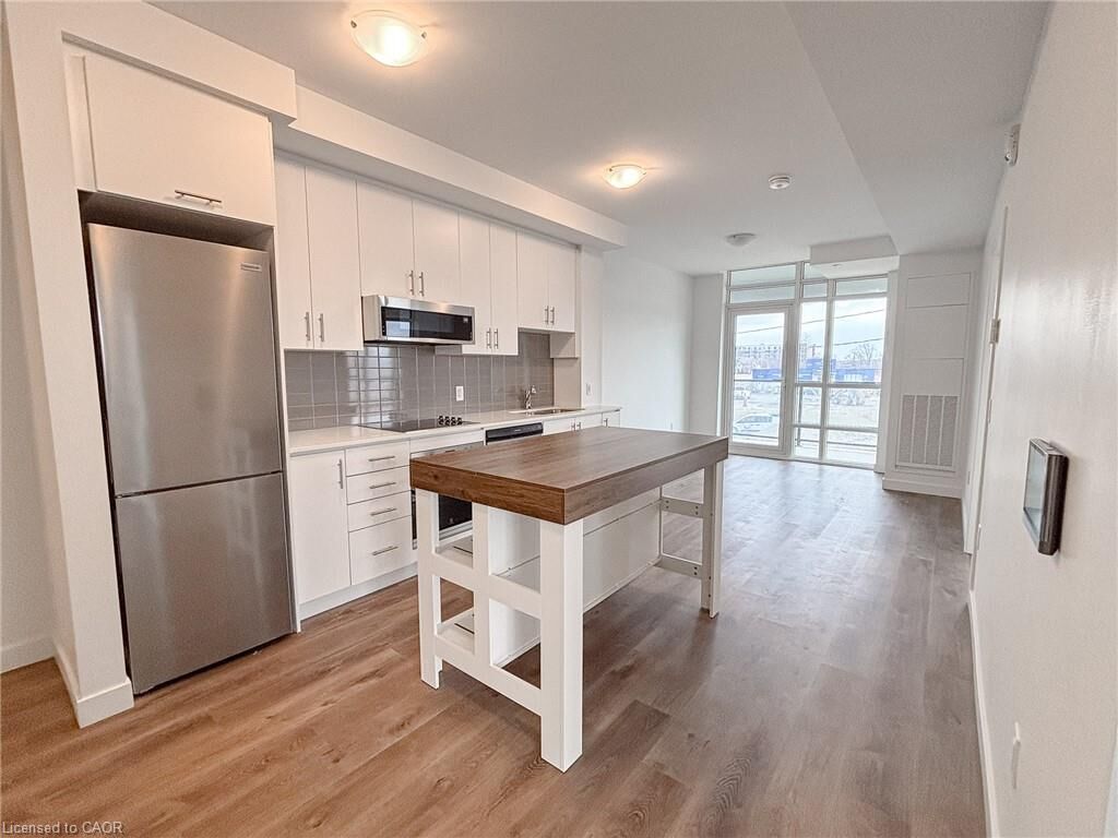 Property Photo:  461 Green Road 223  ON L8E 5B4 