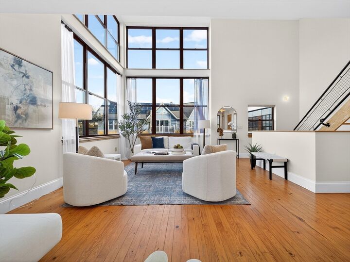 Property Photo:  62-76 Cornwall St 74 (E)  MA 02130 