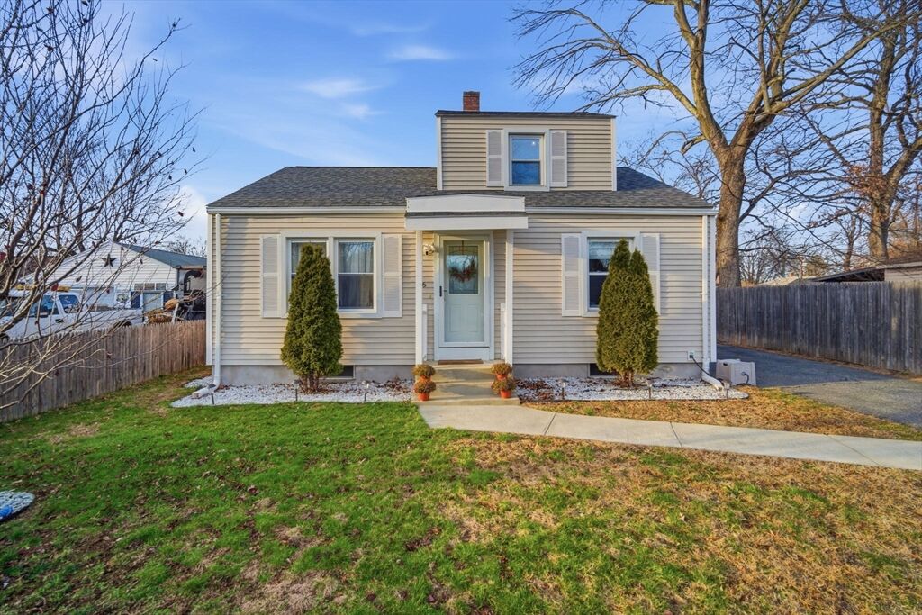 Property Photo:  26 Cuff Avenue  MA 01104 