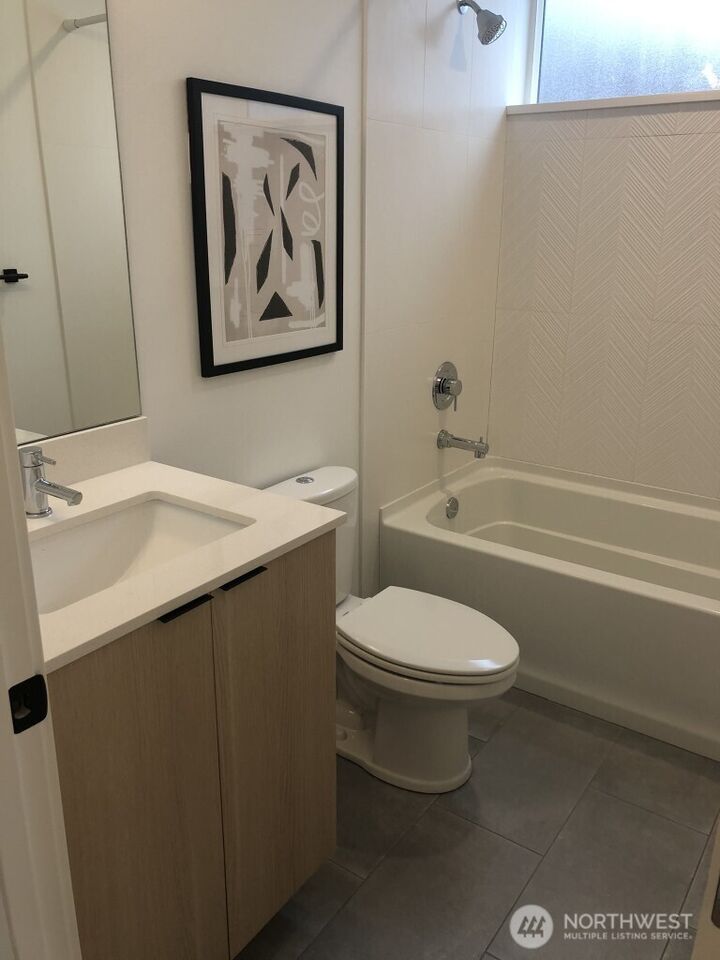 Property Photo: 620 N 41st Street WA 98103