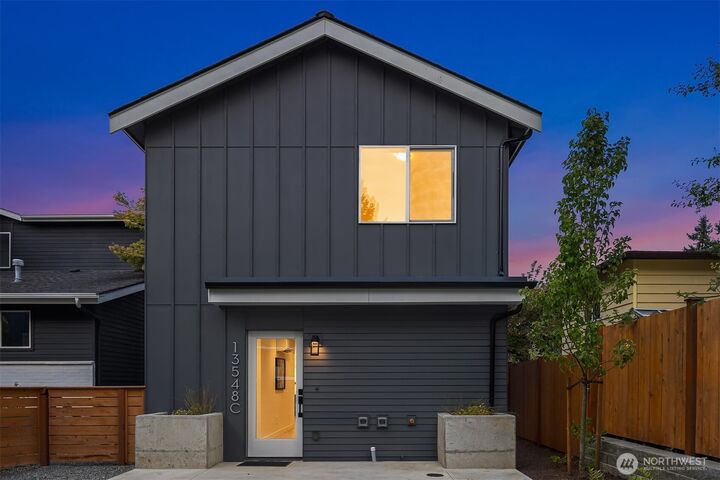 13548  39th Avenue NE C  Seattle WA 98125 photo