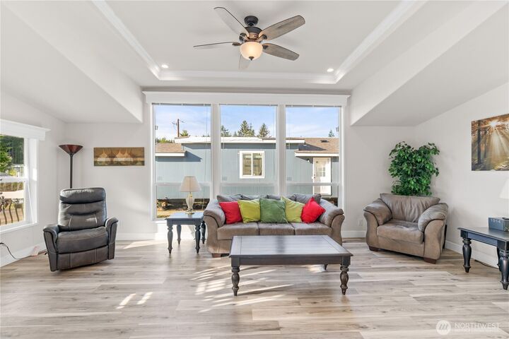 Property Photo:  1019  Stanford Drive 67  WA 98537 