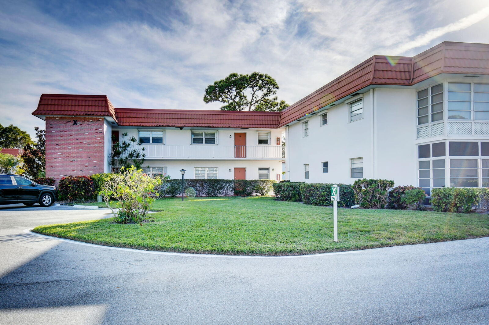 Property Photo:  2600 SE Ocean Boulevard X14  FL 34996 