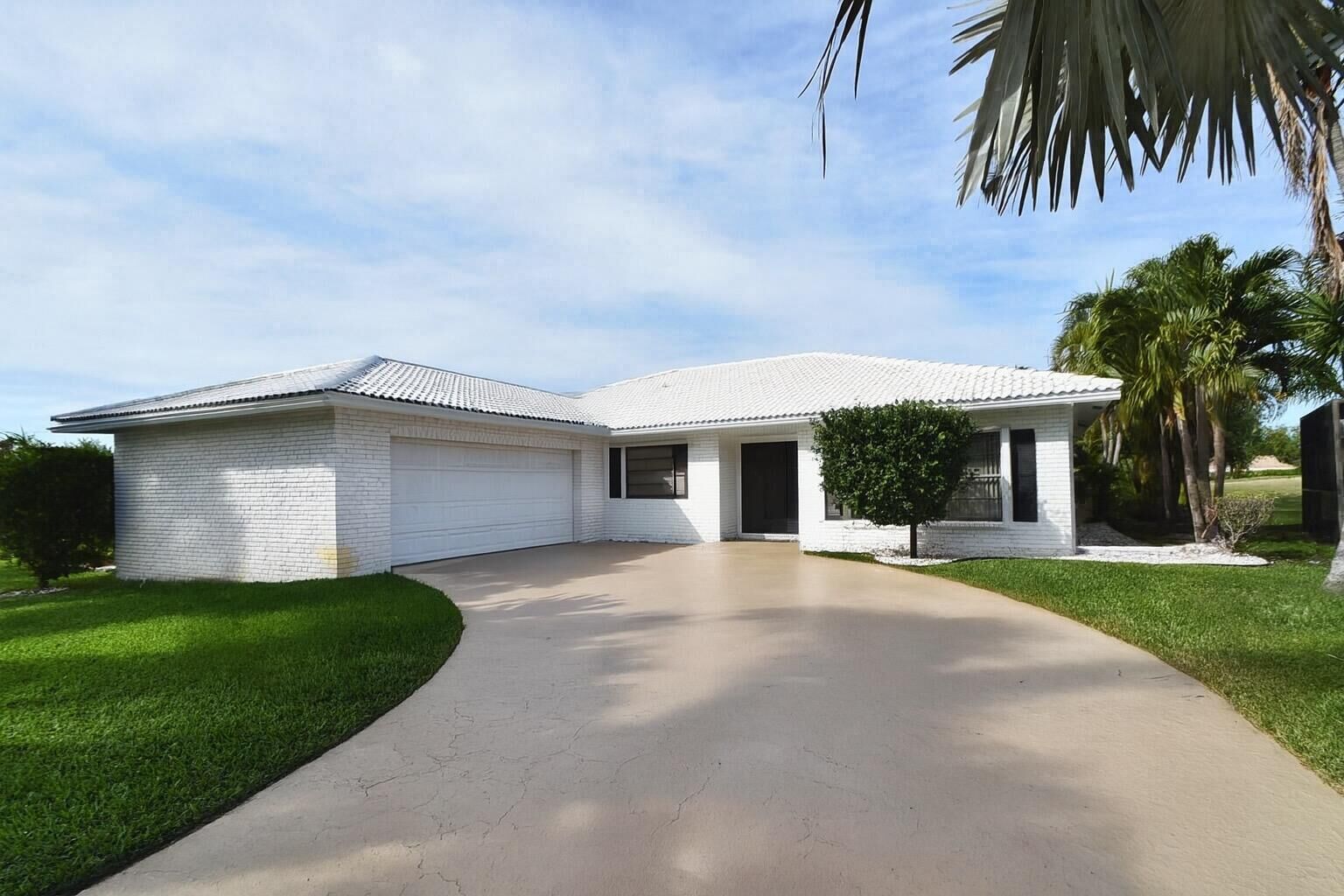 Property Photo: 19699 Boca Greens Drive FL 33498
