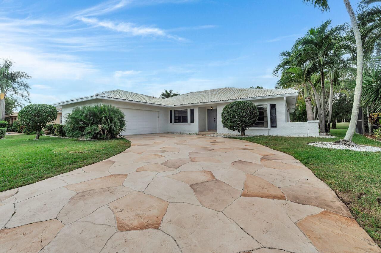 Property Photo: 19699 Boca Greens Drive FL 33498