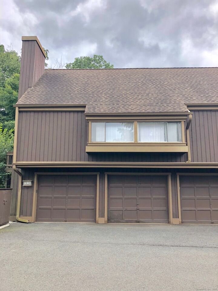 Property Photo: 61 Heritage Village B CT 06488