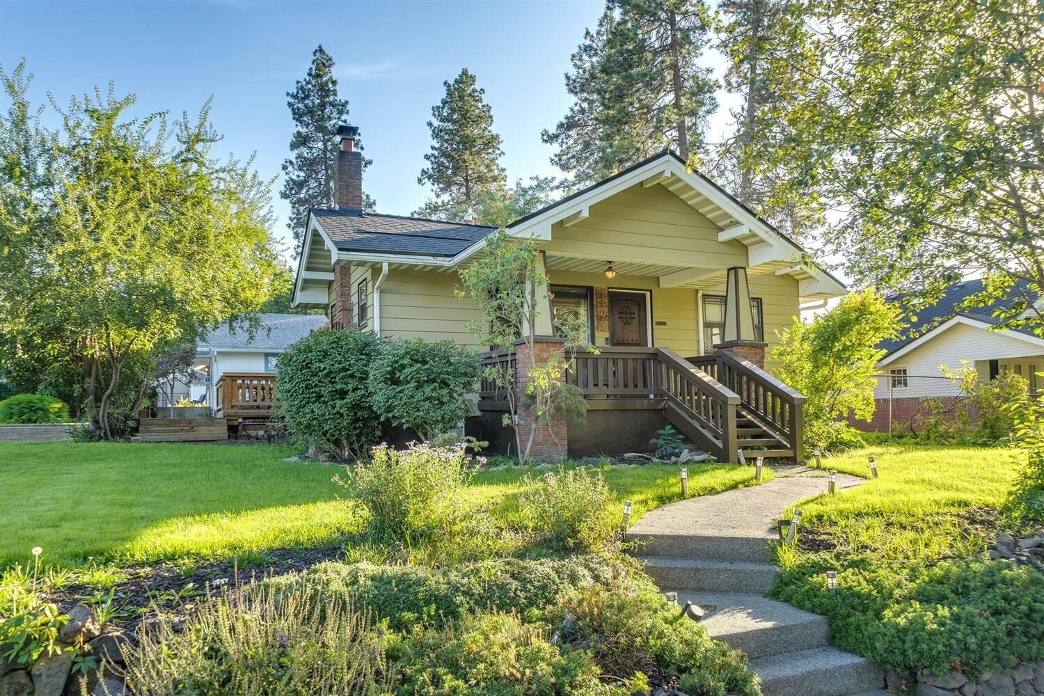 Property Photo:  1105 W 23rd Ave  WA 99203 