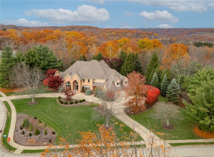 Property Photo:  2133 Legran Dr  PA 15044 