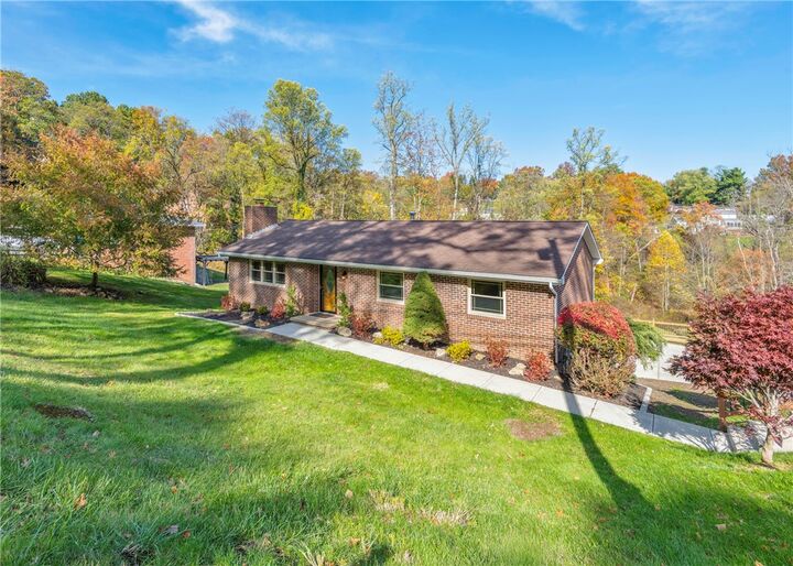 Property Photo: 49 Woodside Dr PA 15301