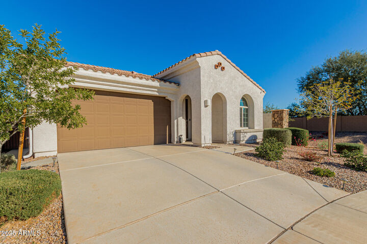 Property Photo:  254 W Organ Pipe Drive  AZ 85140 