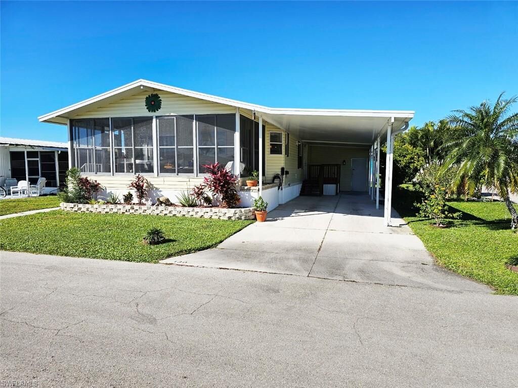 Property Photo:  130 Granada St  FL 33905 