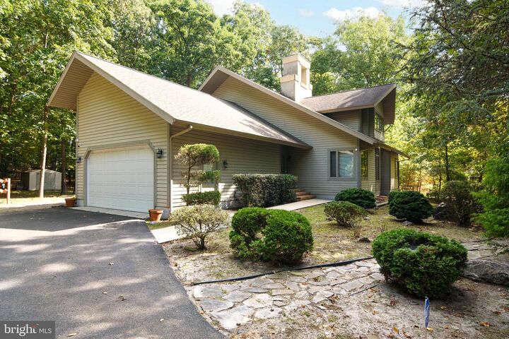 Property Photo: 23615 Quail Hollow Circle DE 19958