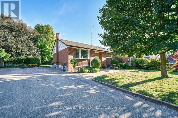 Property Photo: 657 Balmoral Drive ON L1J 3A6