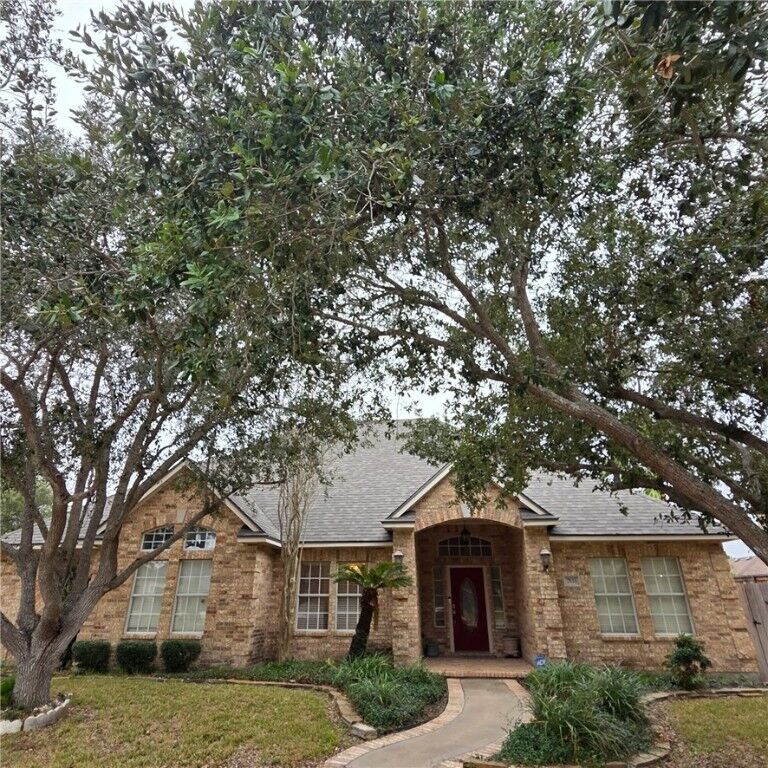 Property Photo: 7533 Lourdes Street TX 78414