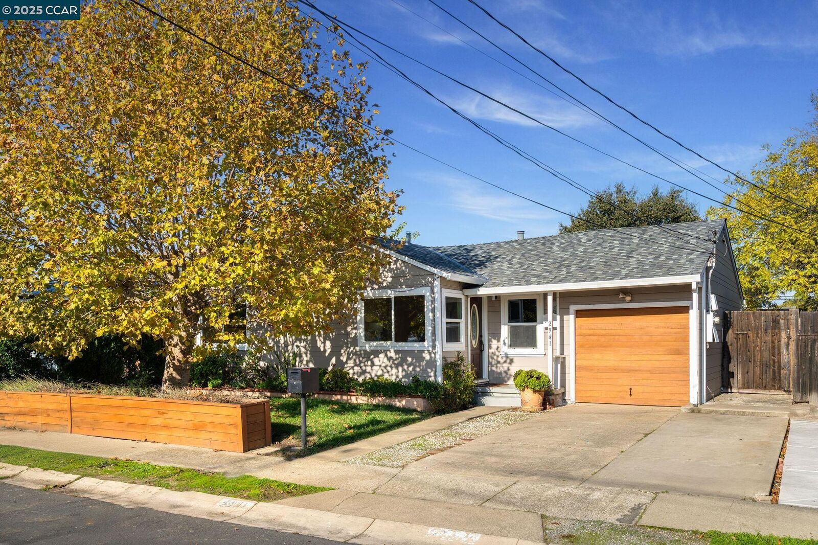 Property Photo: 2941 Crawford St CA 94518