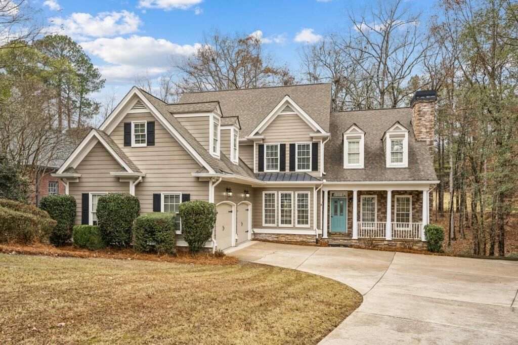 Property Photo: 8291 Fairway Drive GA 30014