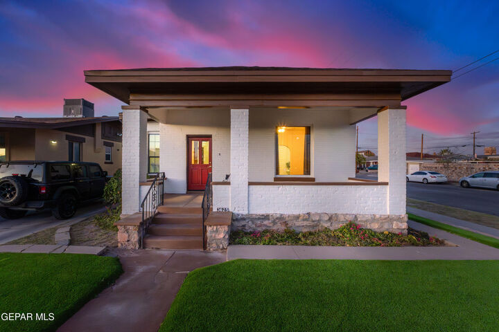 3625 La Luz Avenue  El Paso TX 79903 photo