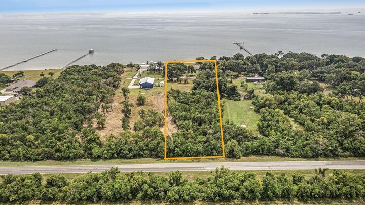 Property Photo:  7414 Ocean Drive  TX 77523 