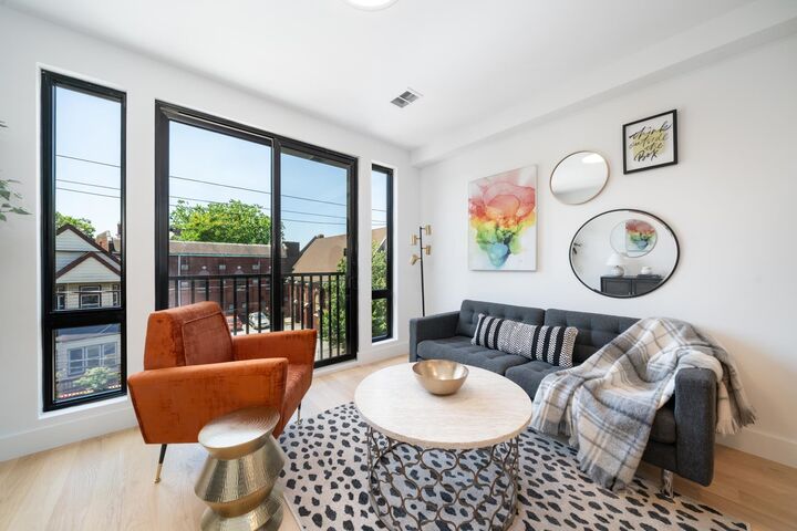 Property Photo:  10 Brinkerhoff St 303  NJ 07304 