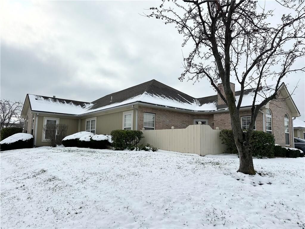 Property Photo:  11274 S Pflumm Road  KS 66215 