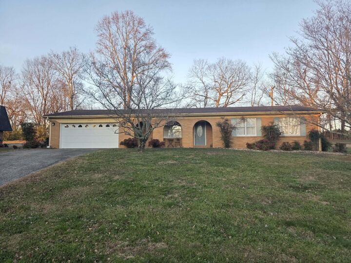 Property Photo: 345 Plantation Avenue KY 42501
