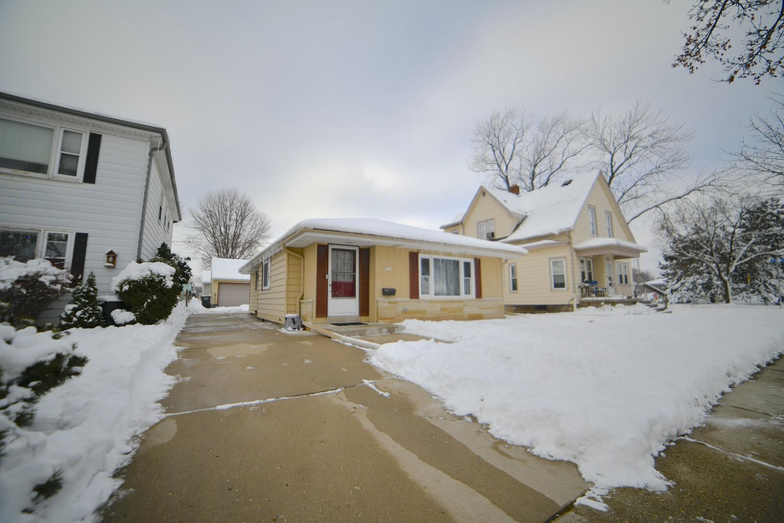 Property Photo:  4731 N 127th St  WI 53007 