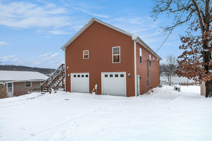 Property Photo:  7177 Longview Court  MI 49046 