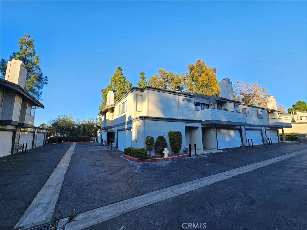 Property Photo:  6509 Twin Circle 7  CA 93063 