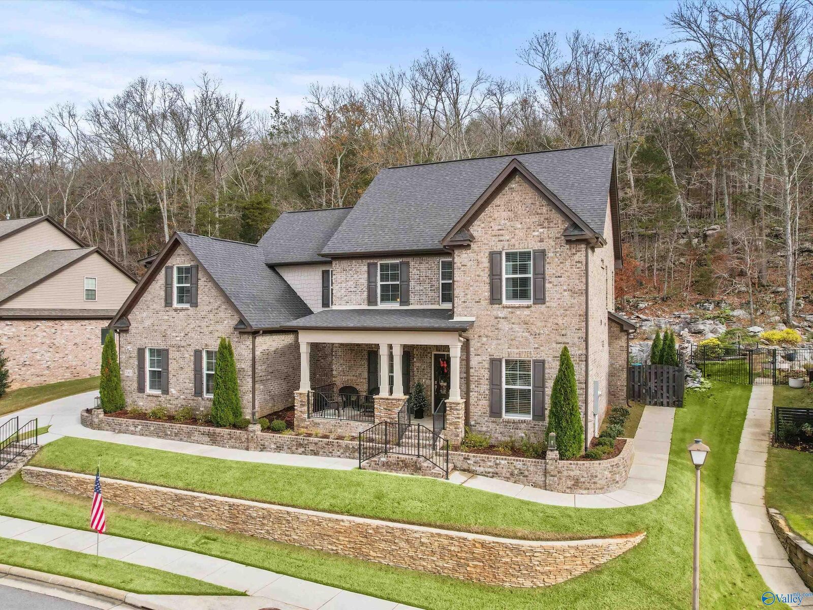 Property Photo: 7063 Pale Dawn Place AL 35763