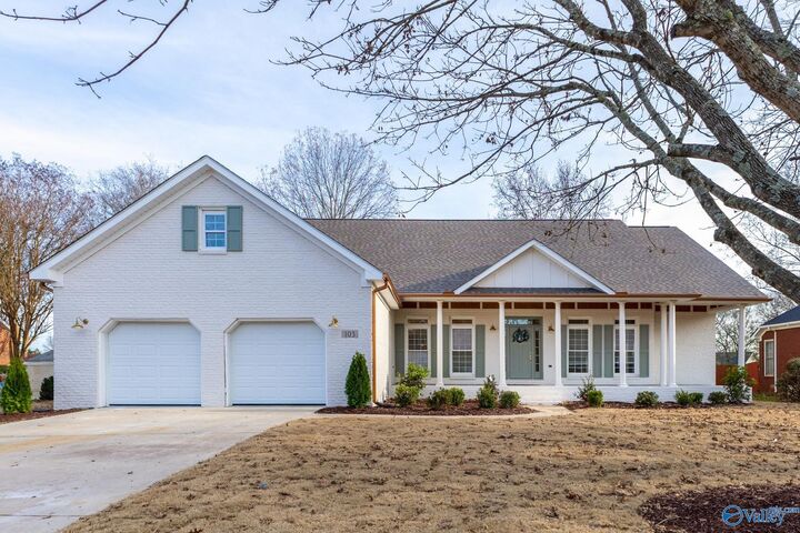 Property Photo: 103 Kauffman Circle AL 35758