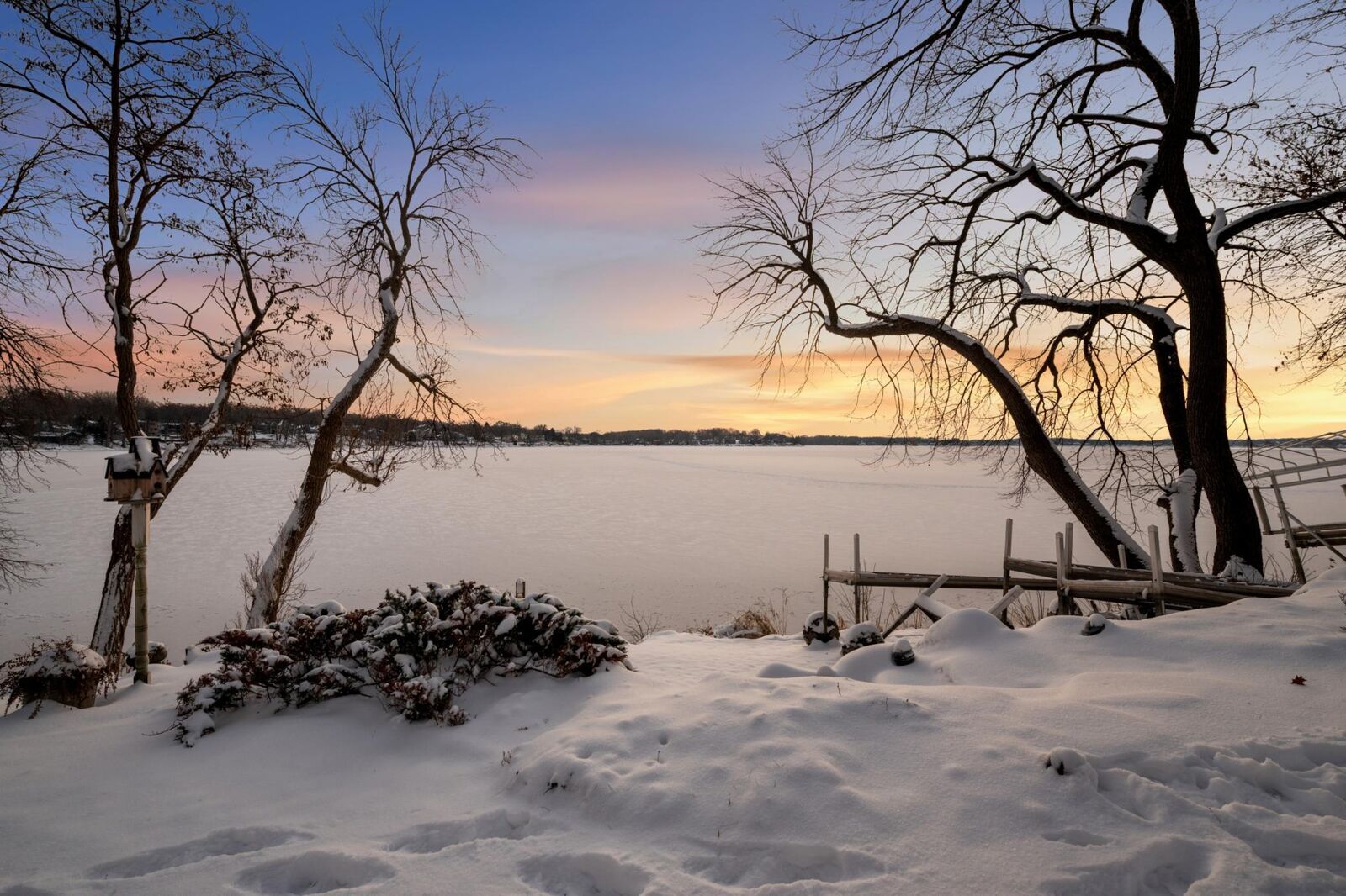 Property Photo:  3133 Spring Lake Road SW  MN 55372 