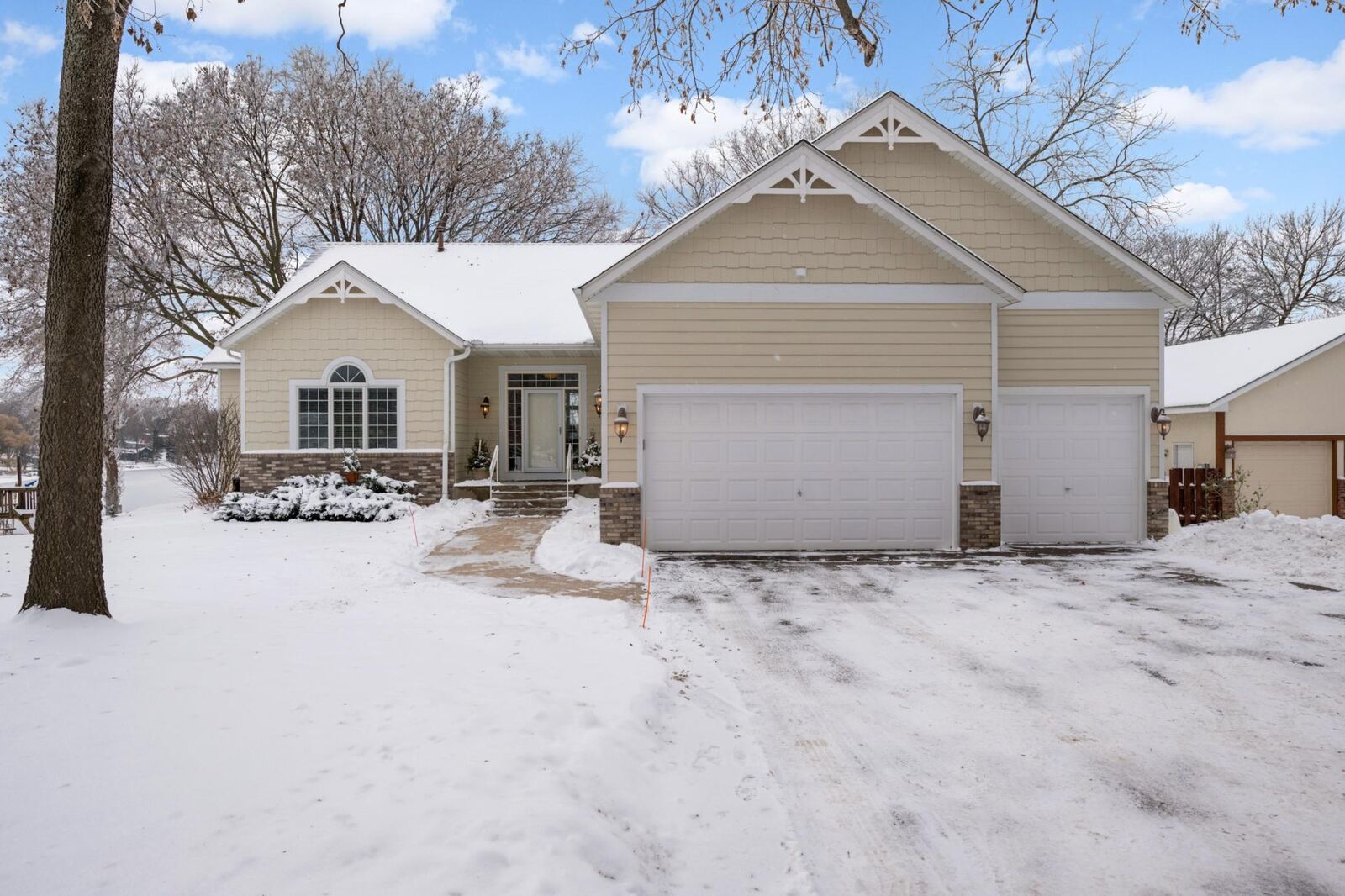 Property Photo:  3133 Spring Lake Road SW  MN 55372 