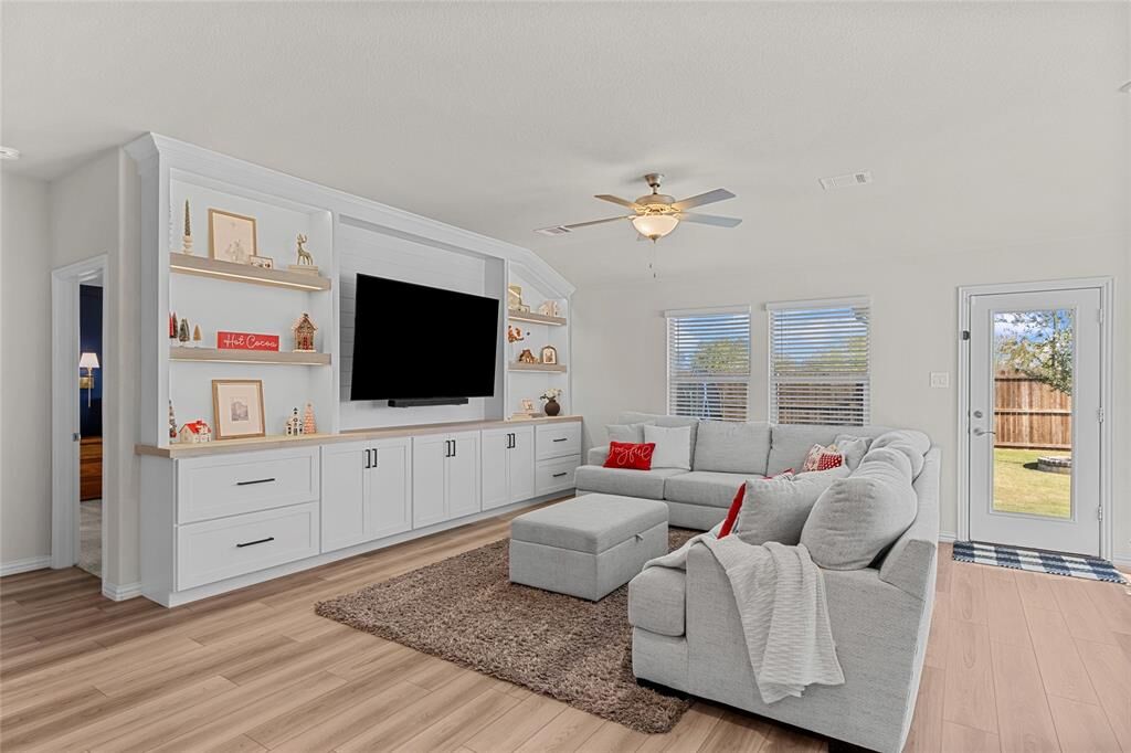 Property Photo: 10644 Tonkala Drive TX 76179