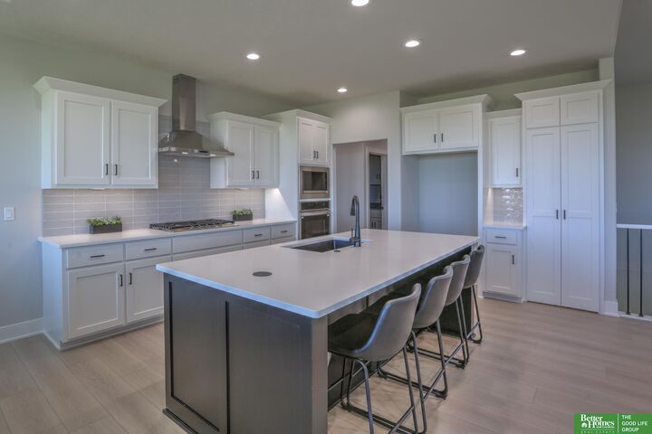 Property Photo:  5602 N 198th Street  NE 68022 