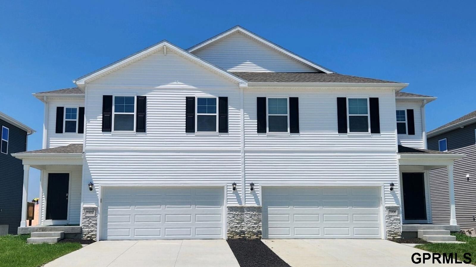 Property Photo: 7802 N 169 Street NE 68007