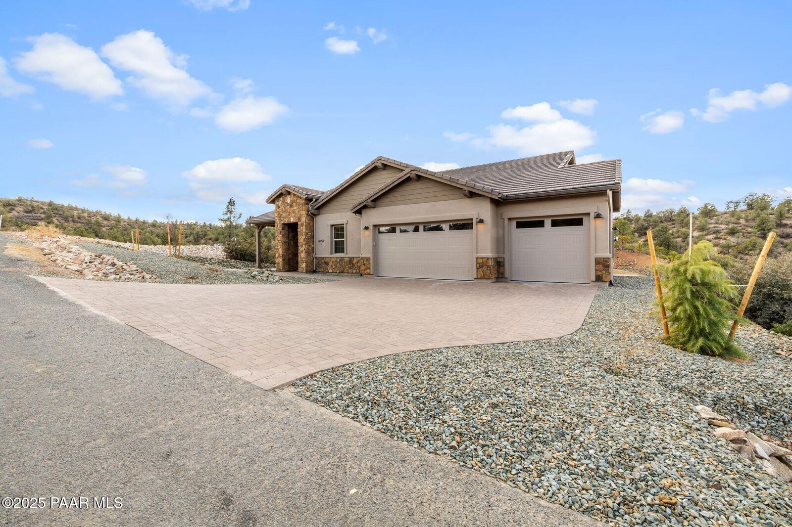 Property Photo: 12250 N Thrine Circle AZ 86305