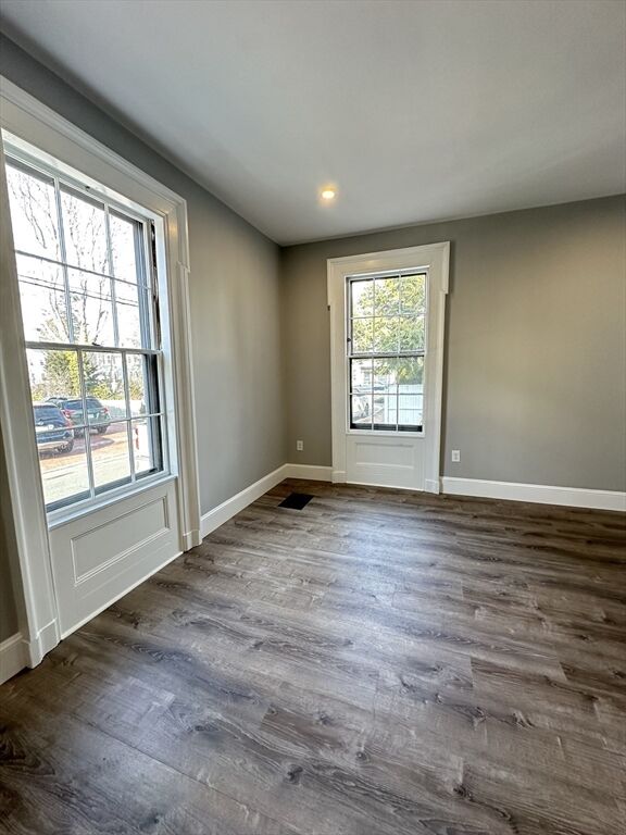 Property Photo:  6 Monroe Street 102  MA 01970 