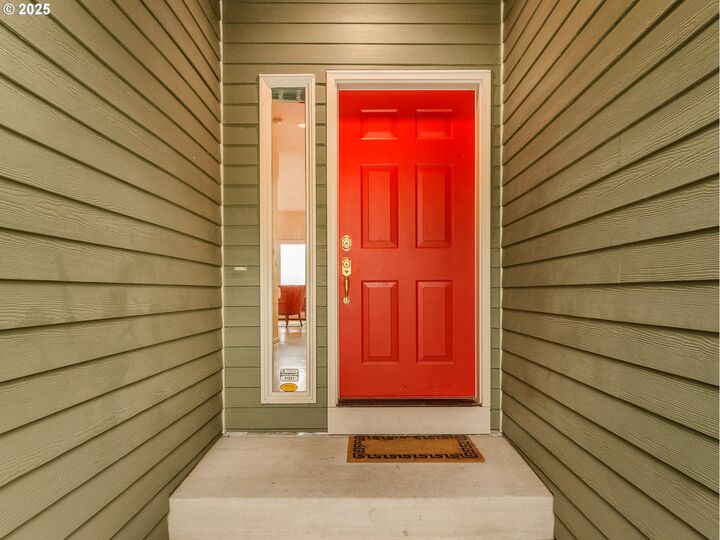 Property Photo: 8310 N Edison St OR 97203