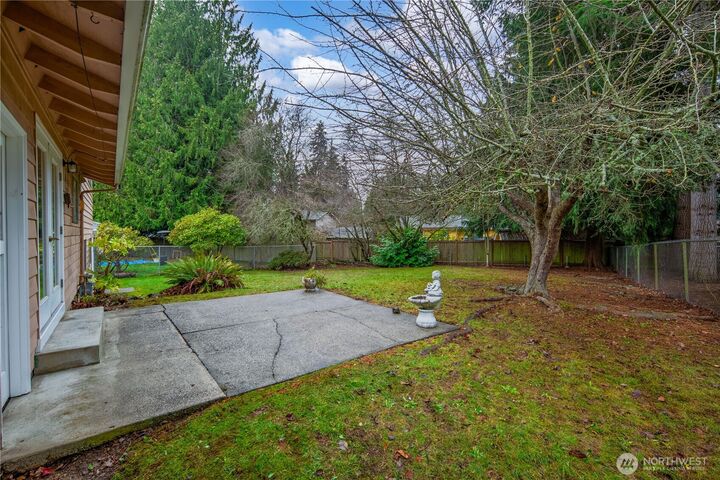 Property Photo: 23207 45th Avenue W WA 98043