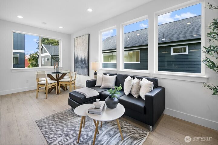 Property Photo:  318 B N 84th Street  WA 98103 