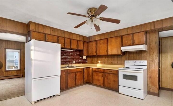 Property Photo:  14 Douglas Street 14  RI 02893 