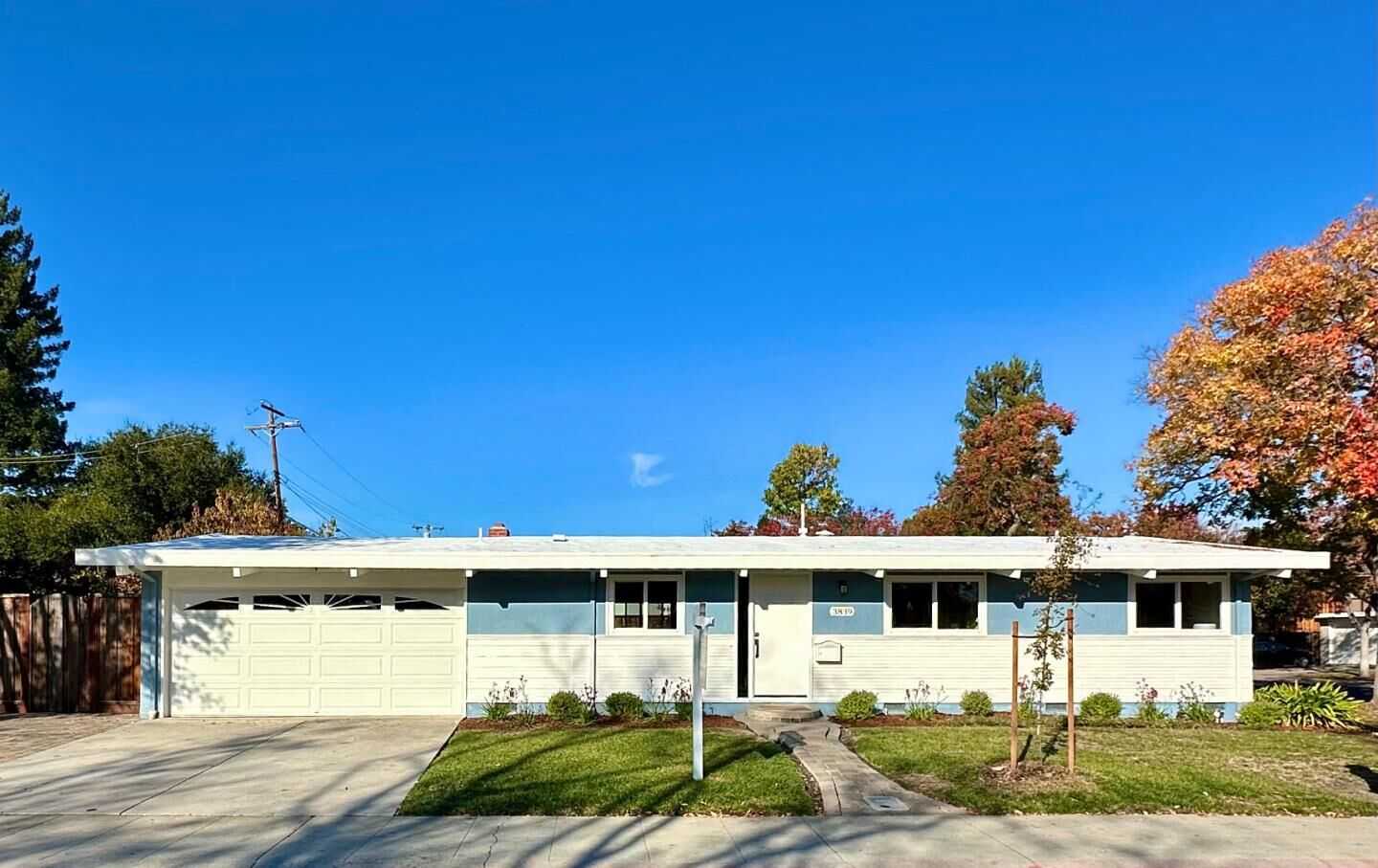Property Photo:  3839 Ross Road  CA 94303 