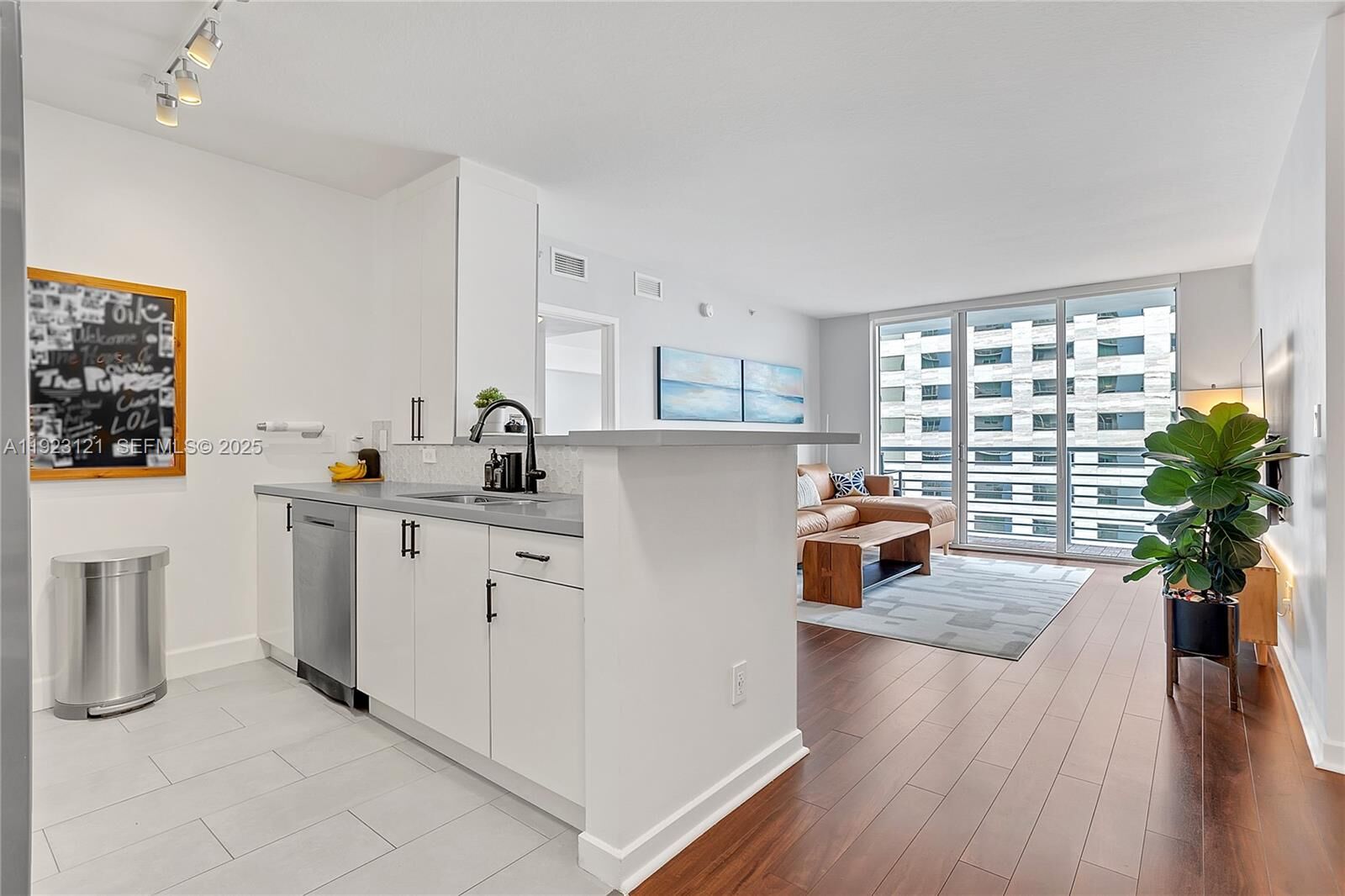 Property Photo: 335 S Biscayne Blvd 3008 FL 33131